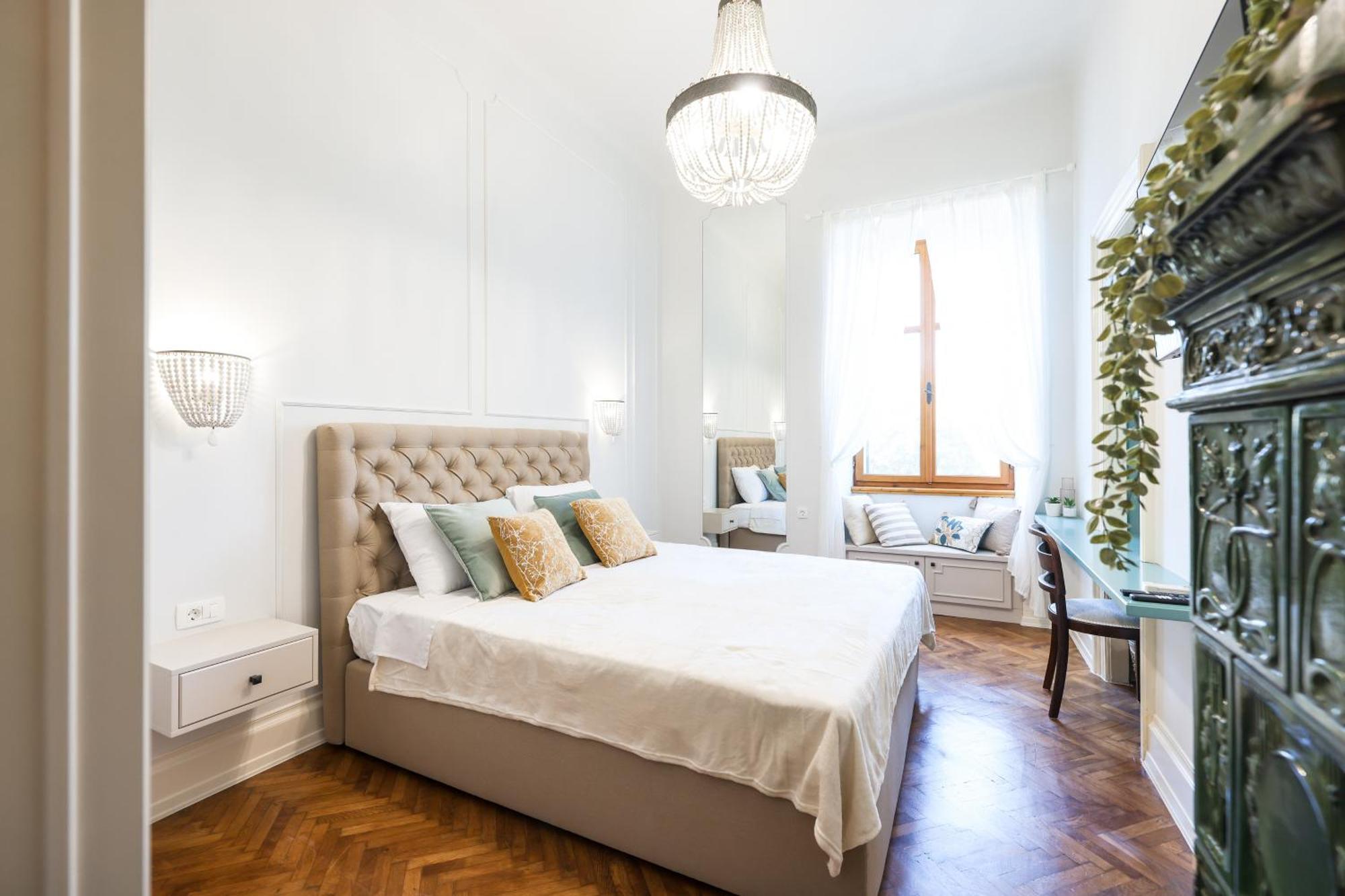 Historic Luxe Apartamento