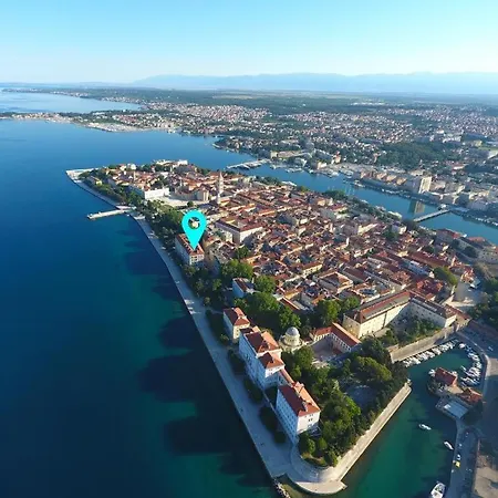 Historic Luxe Zadar Apartment Exterior photo